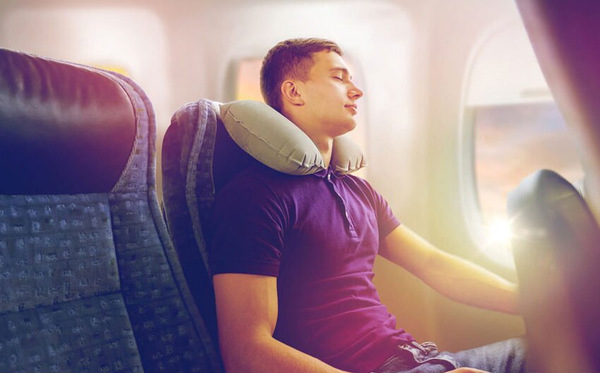  How to Survive Your Next Long-Haul Flight for a Business Trip