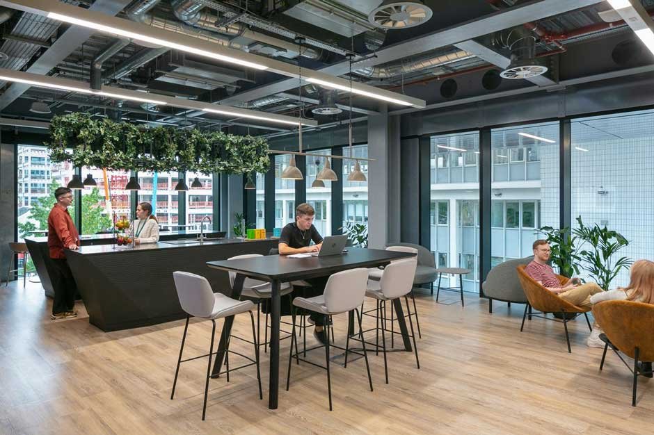 Modern Commercial Design Trends That Attract and Convert Customers