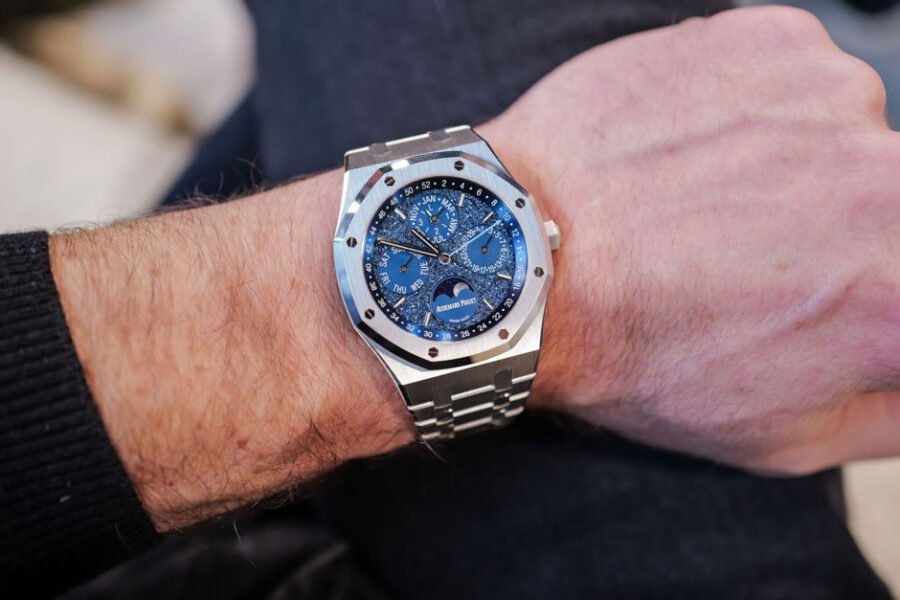 Why do AP Perpetual Calendars Cost Six Figures？