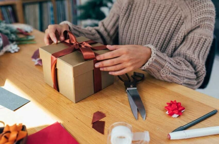 Why The Way You Wrap A Gift Matters More Than You Think