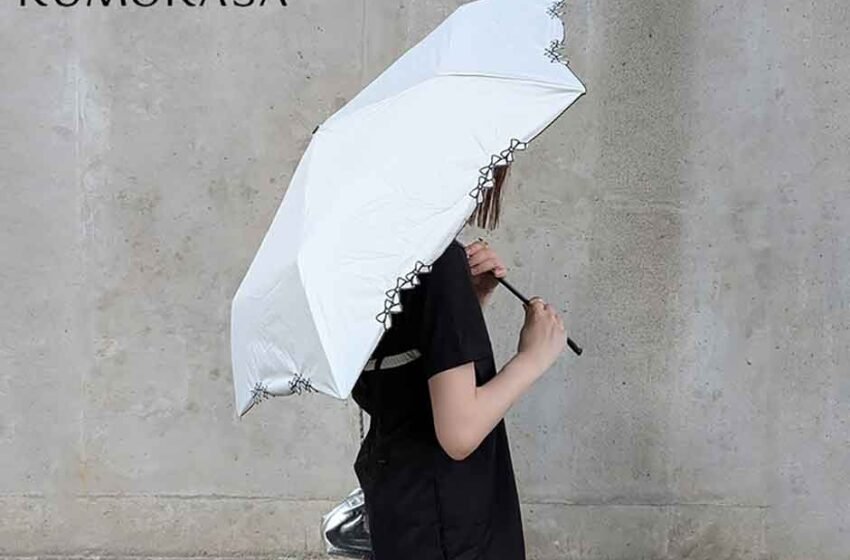  Why Parasols Are the Secret to a More Elegant Japanese Summer?
