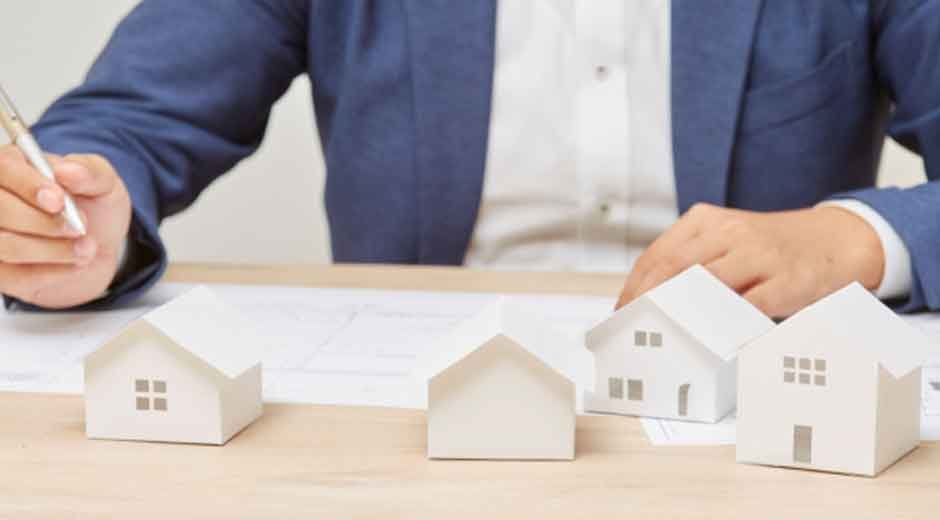 Buyer and Seller Representation Explained: What a Real Estate Agent Actually Does at Each Stage